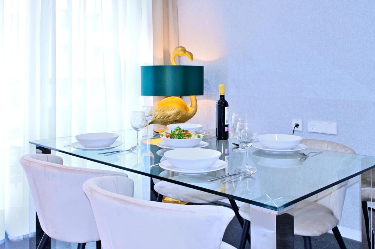 Two-Bedroom Apartment with Balcony,1113300828:JPEG