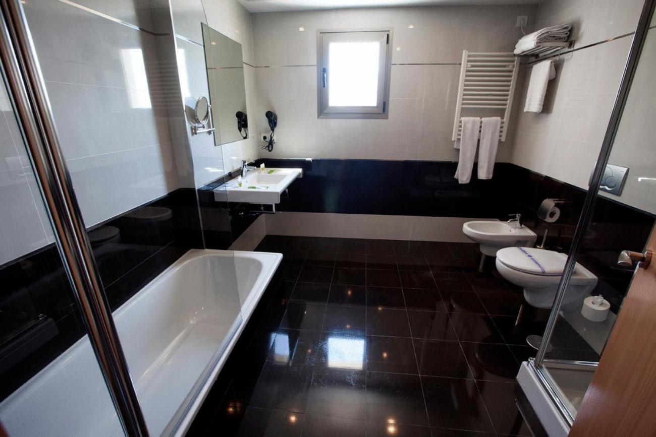 Junior Suite,65709862:JPEG