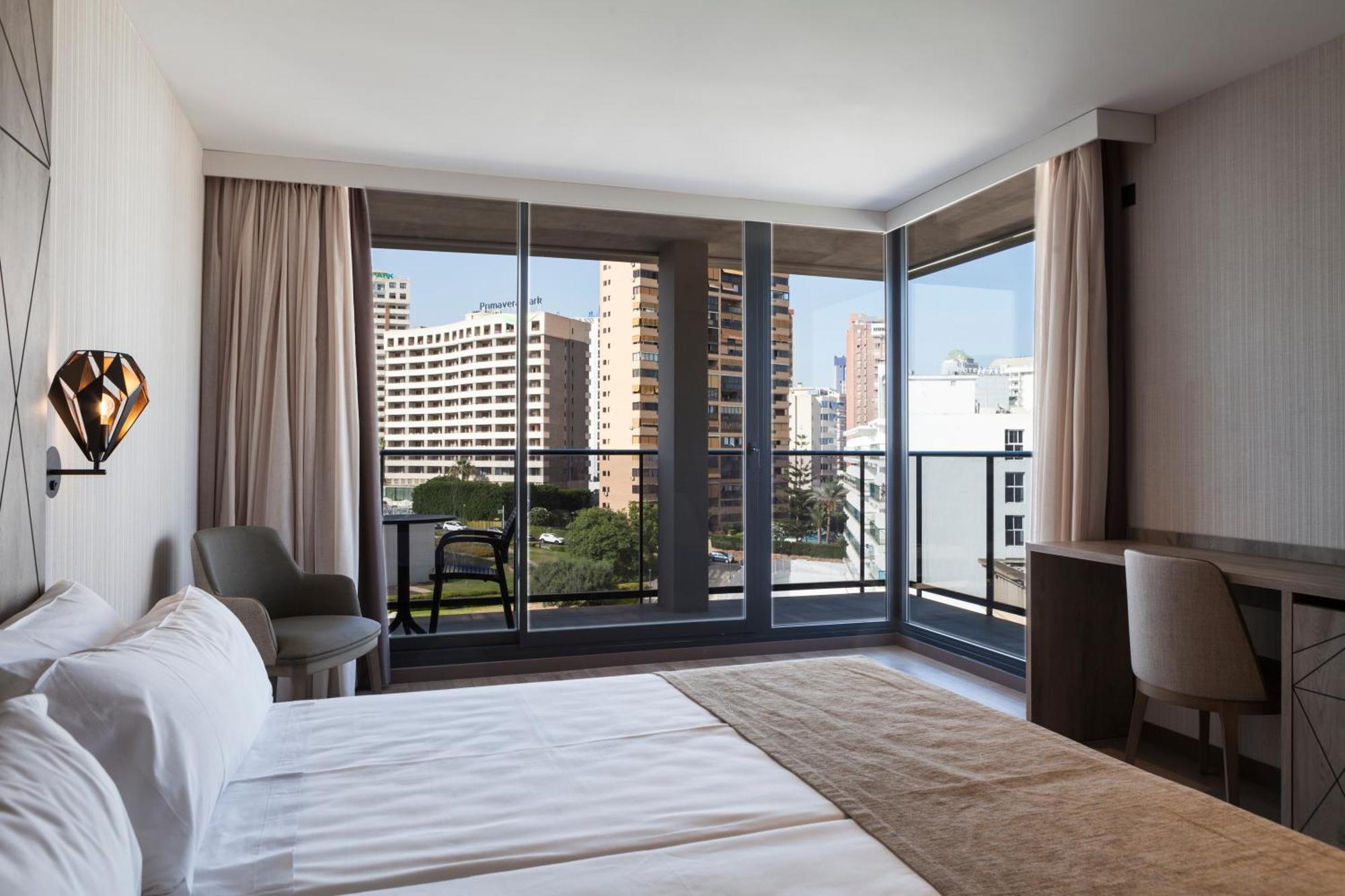 Superior Double or Twin Room City View