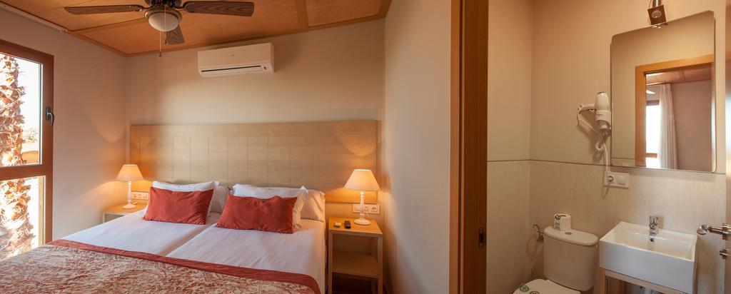 Three-Bedroom Bungalow (3 Adults) with Access to Terra Natura Park