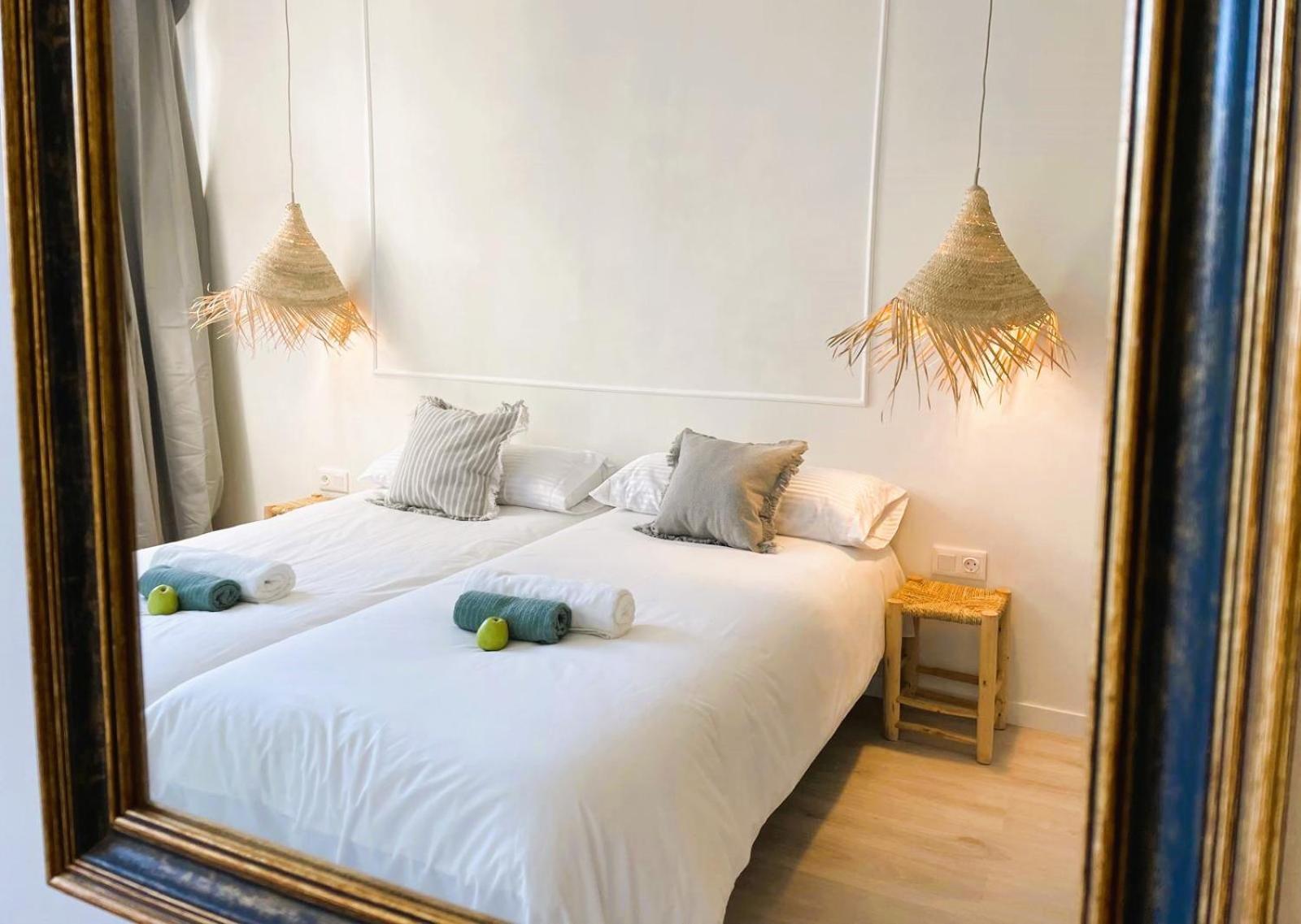 Twin Room with Bathroom