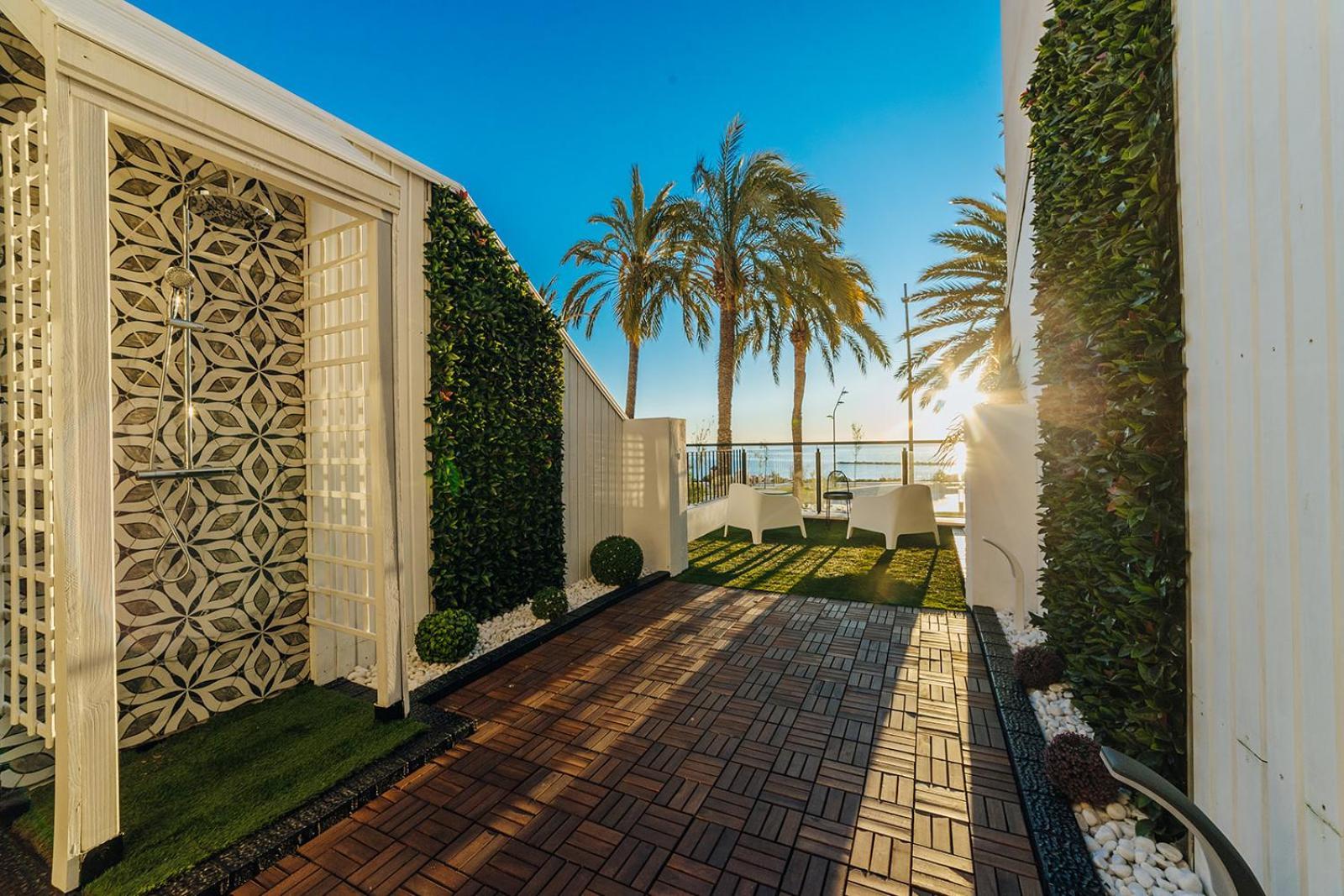 Deluxe Double or Twin Room Sea View