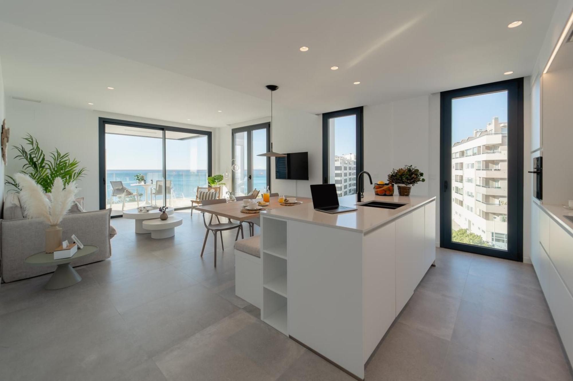 Apartamento Premium de 2 dormitorios con vistas al mar y terraza