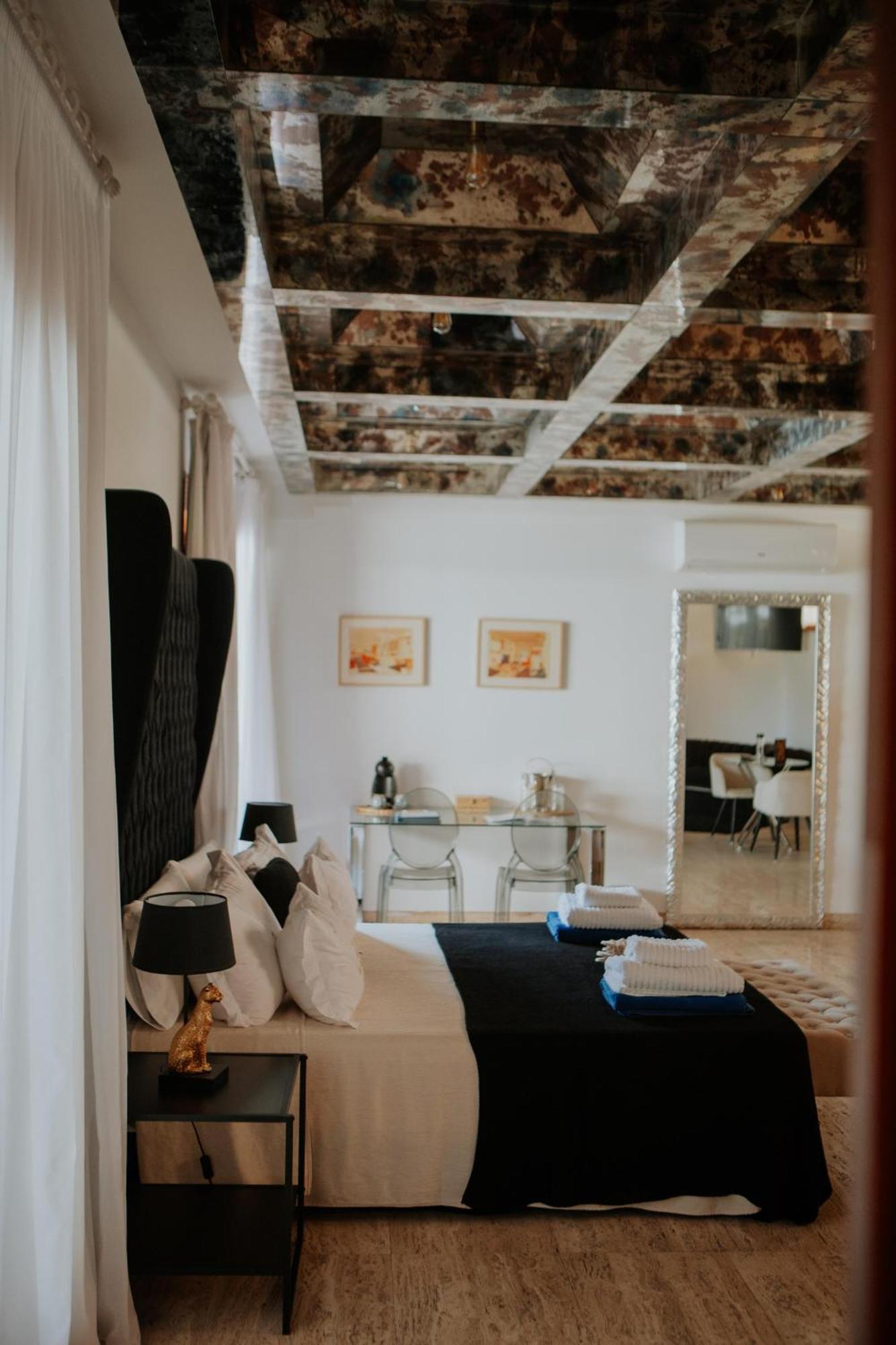 Double or Twin Room Disability Access
