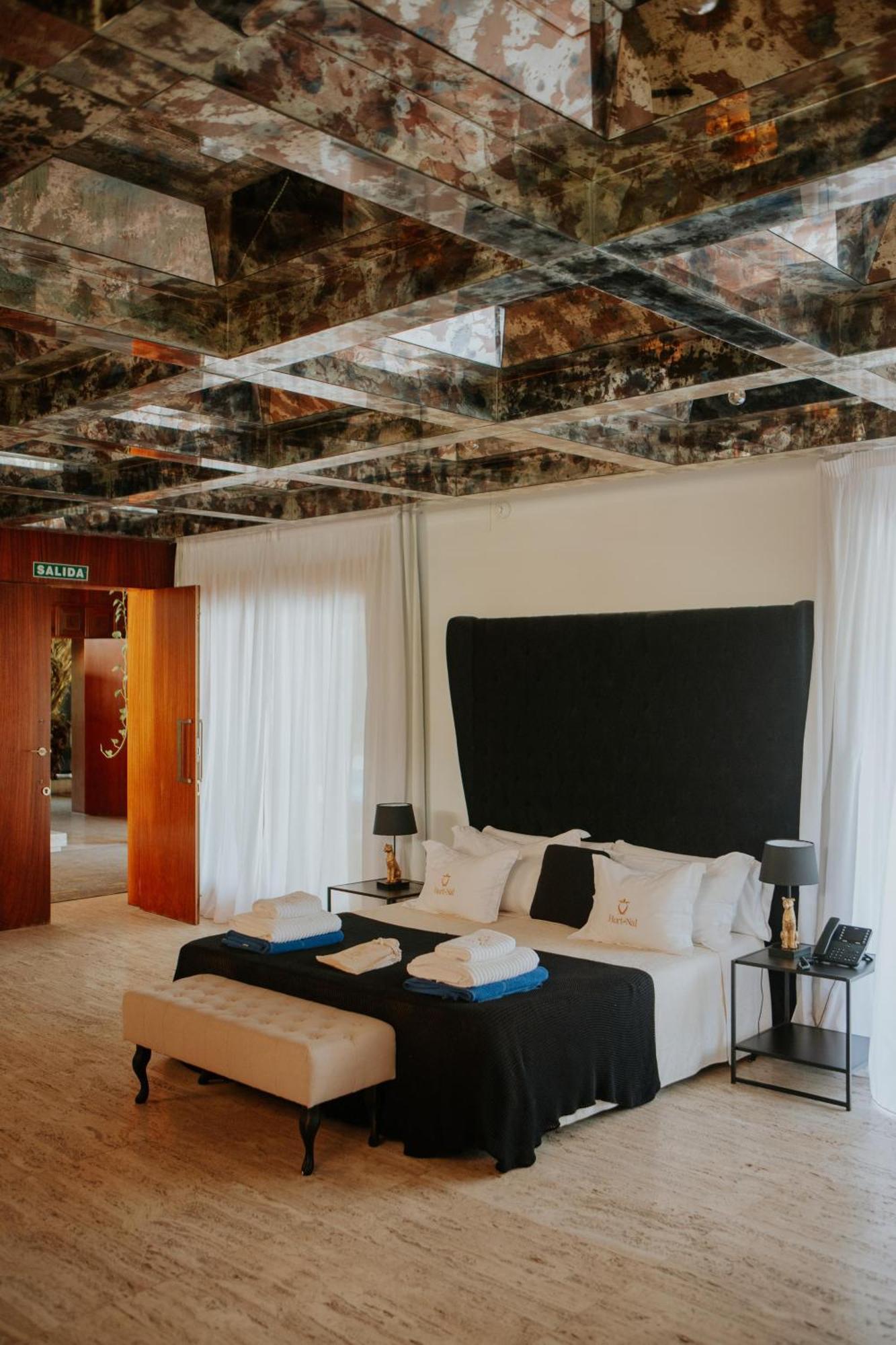 Double or Twin Room Disability Access