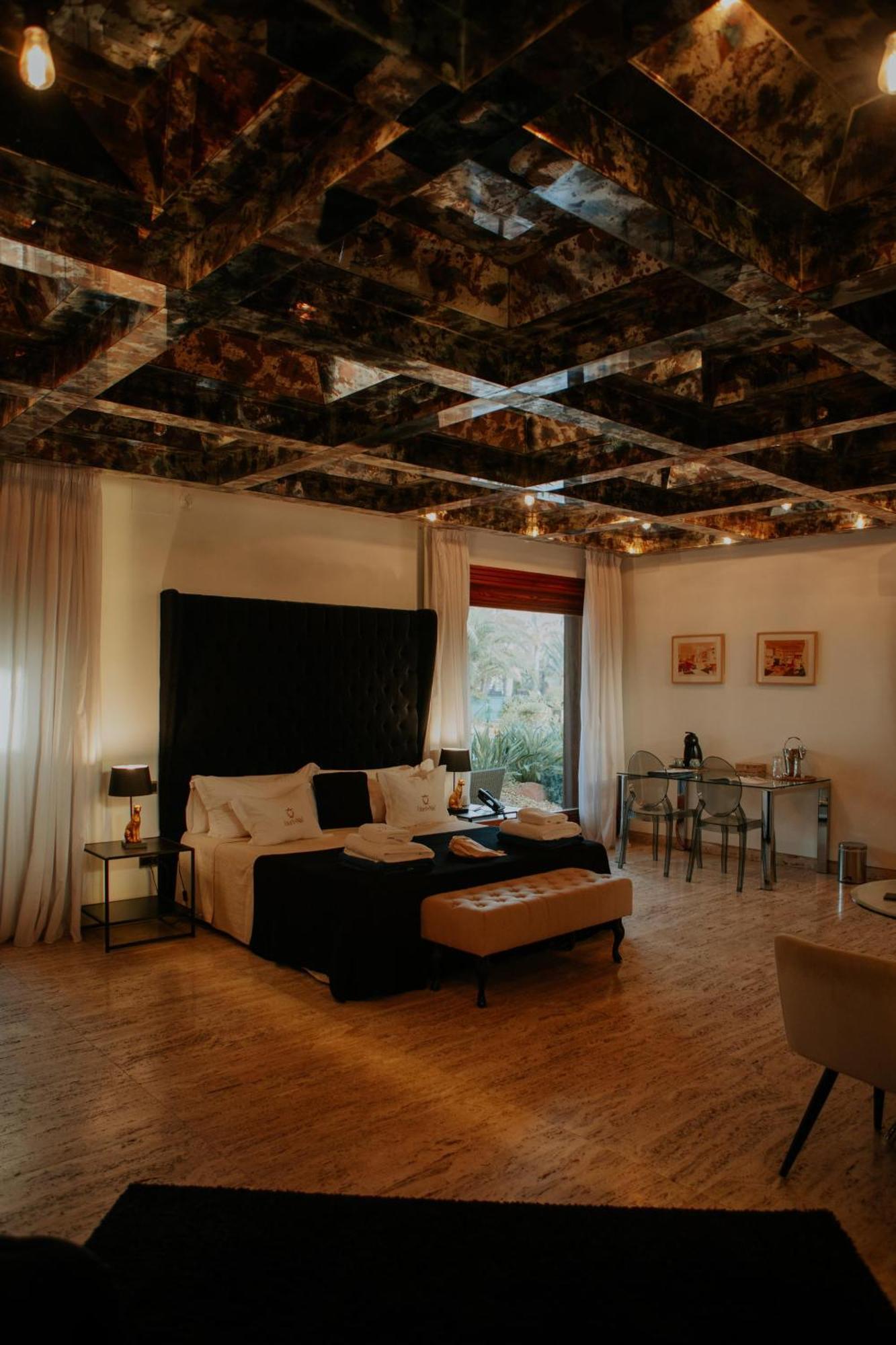 Double or Twin Room Disability Access