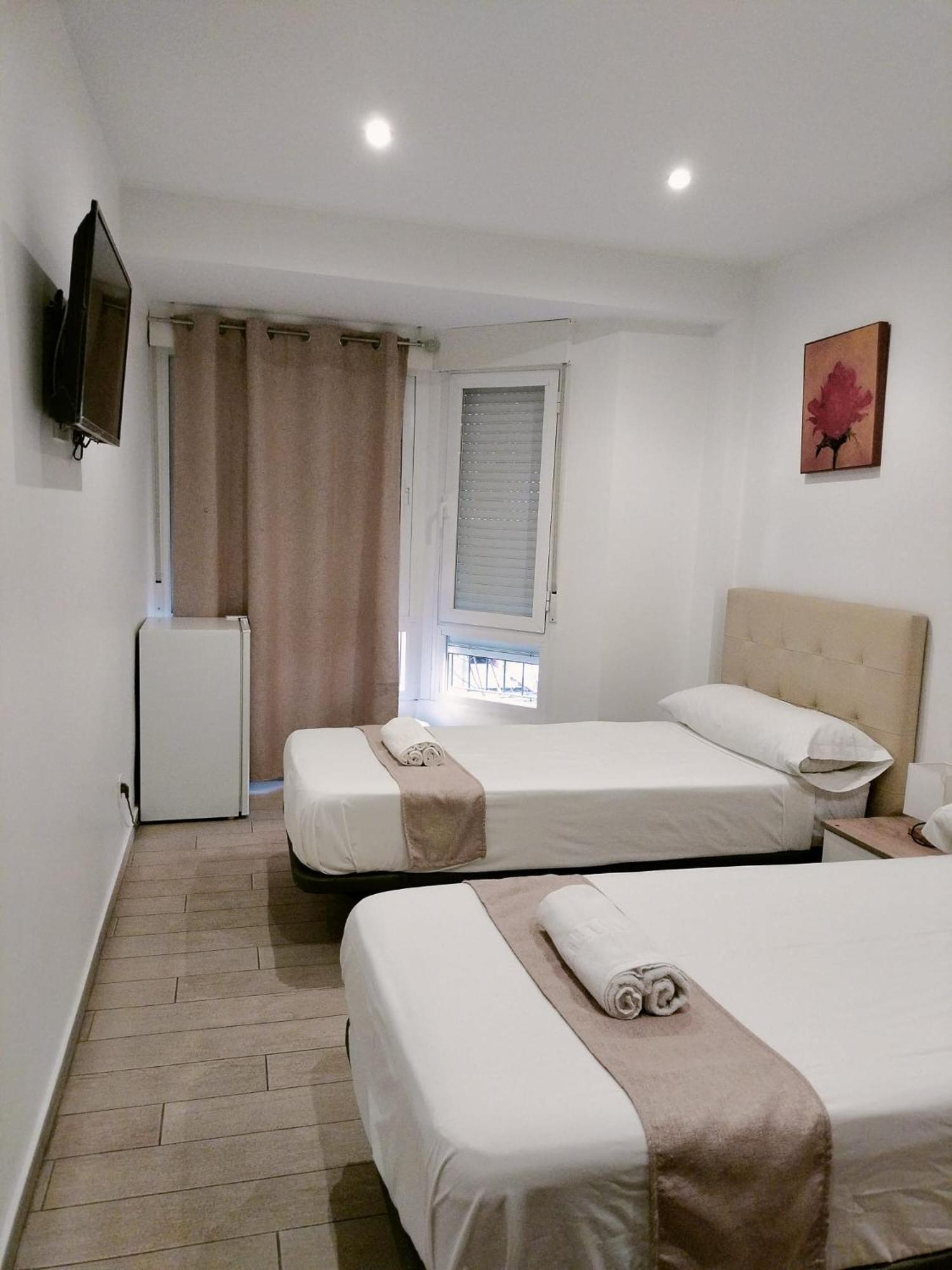 Doppel-/Zweibettzimmer mit eigenem Bad