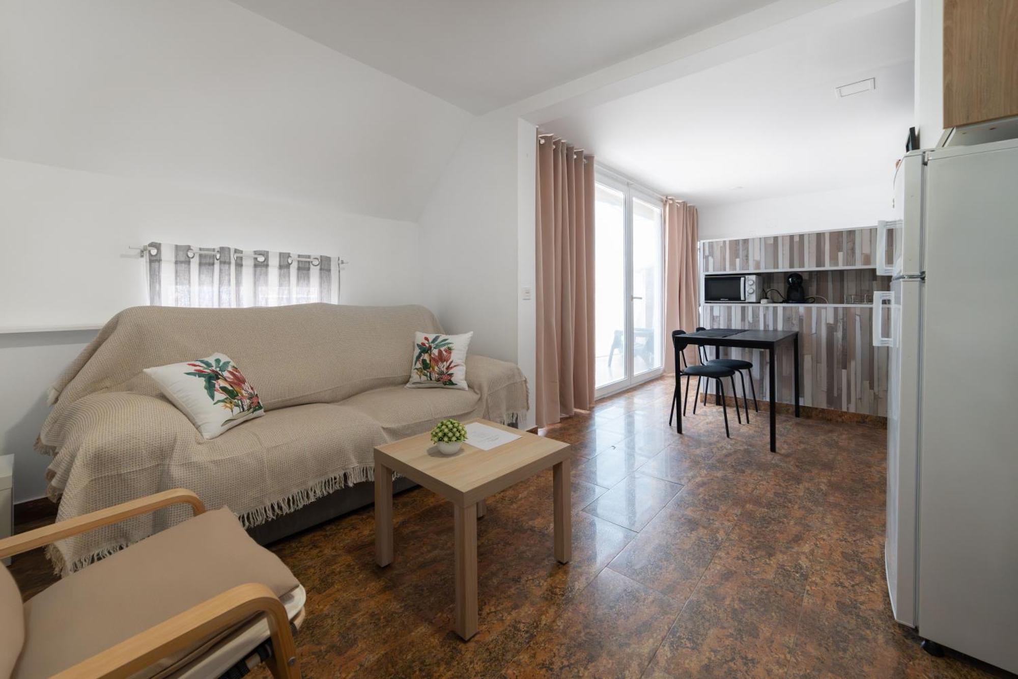 One-Bedroom Loft Apartment Balcony