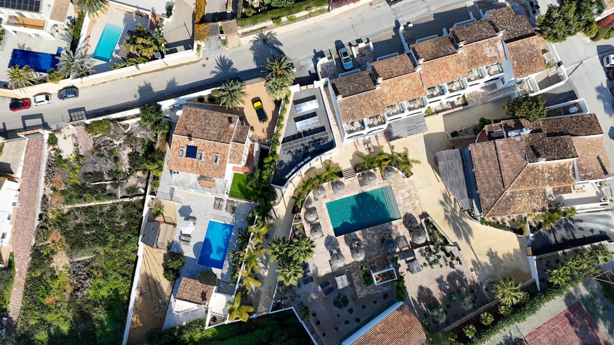 Villa Private Pool,1658075796:JPEG