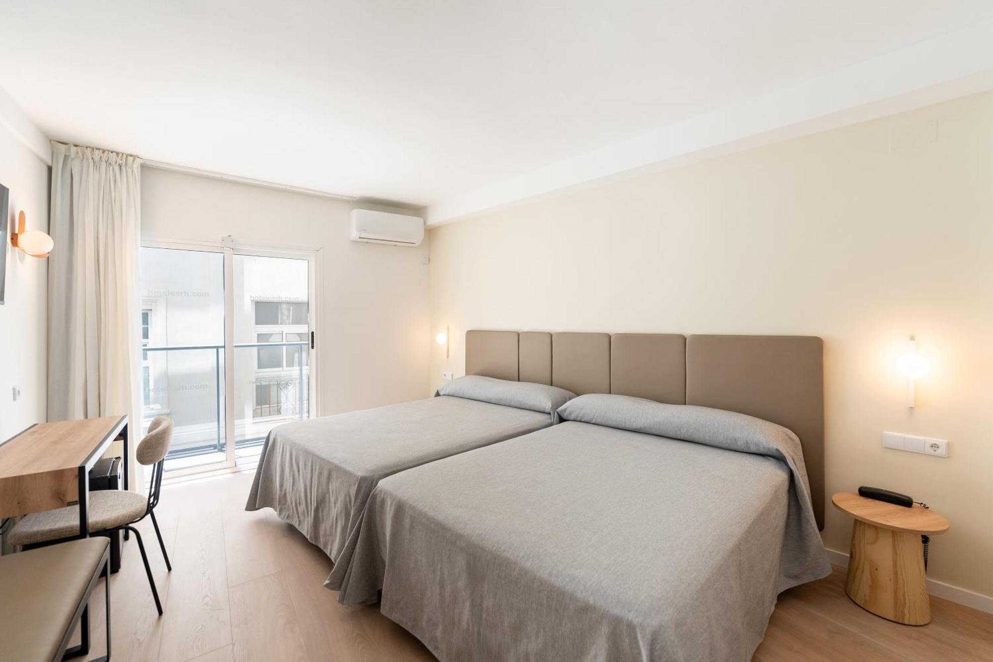 Twin Room Terrace