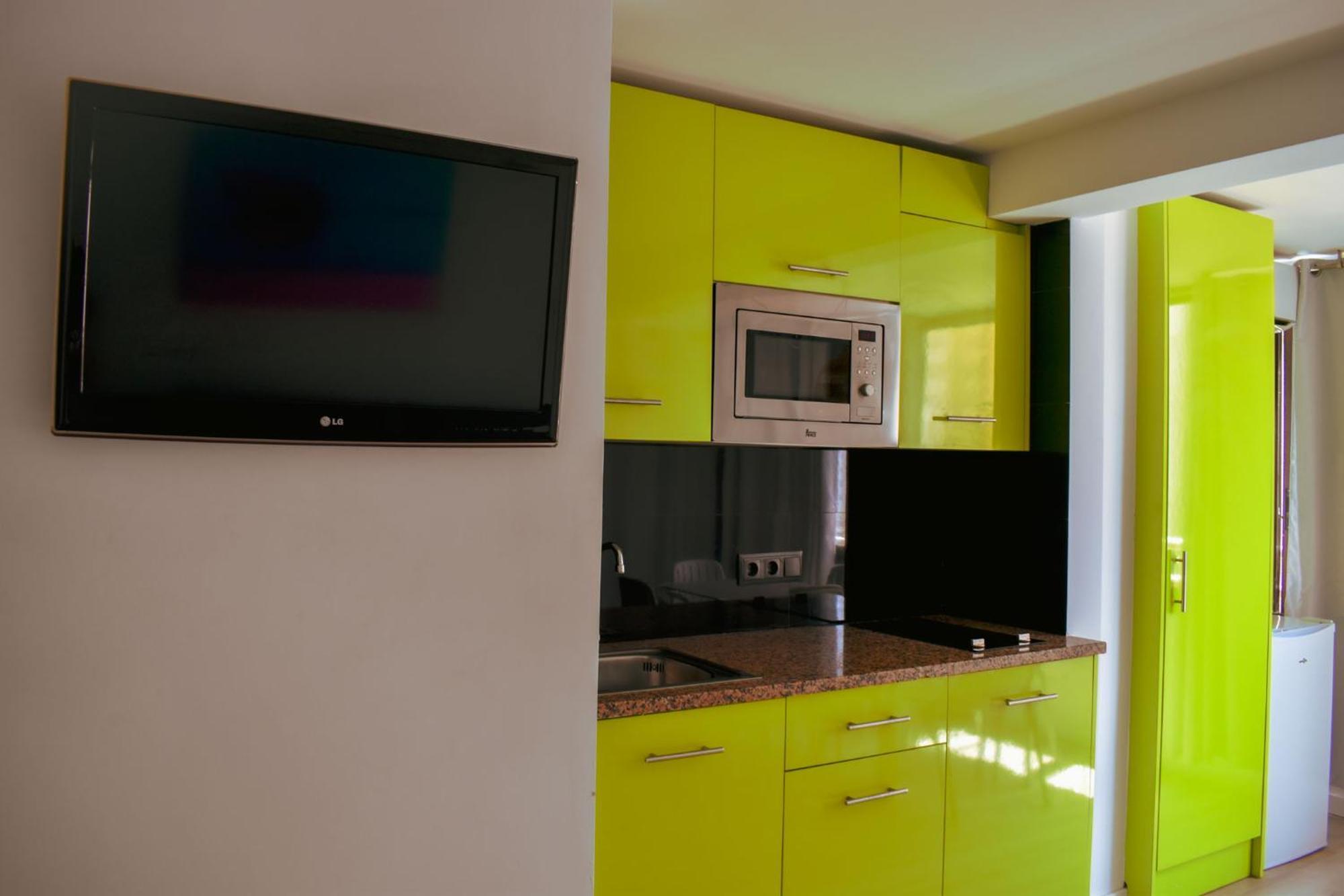 Studio Apartment