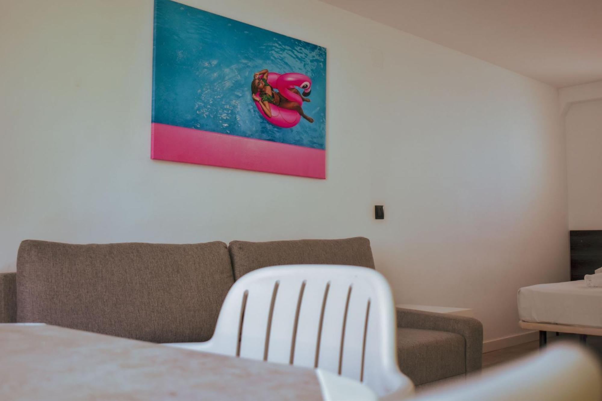 Studio Apartment