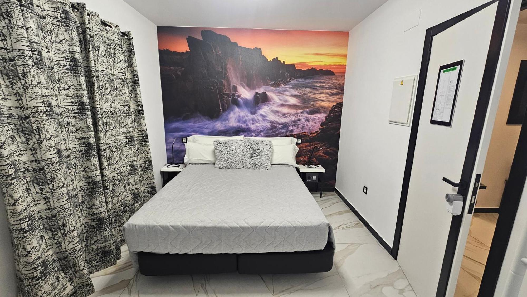 Double Room Private Bathroom