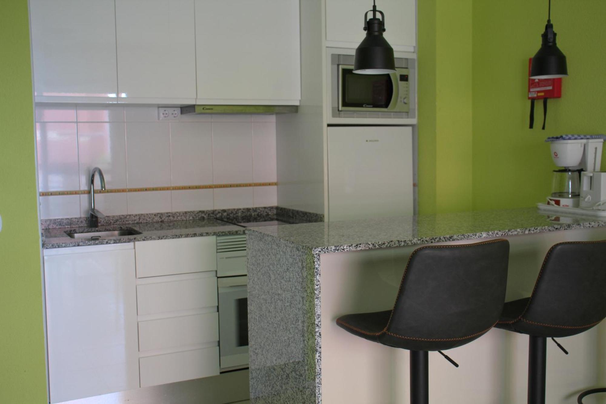 One-Bedroom Apartment Silver