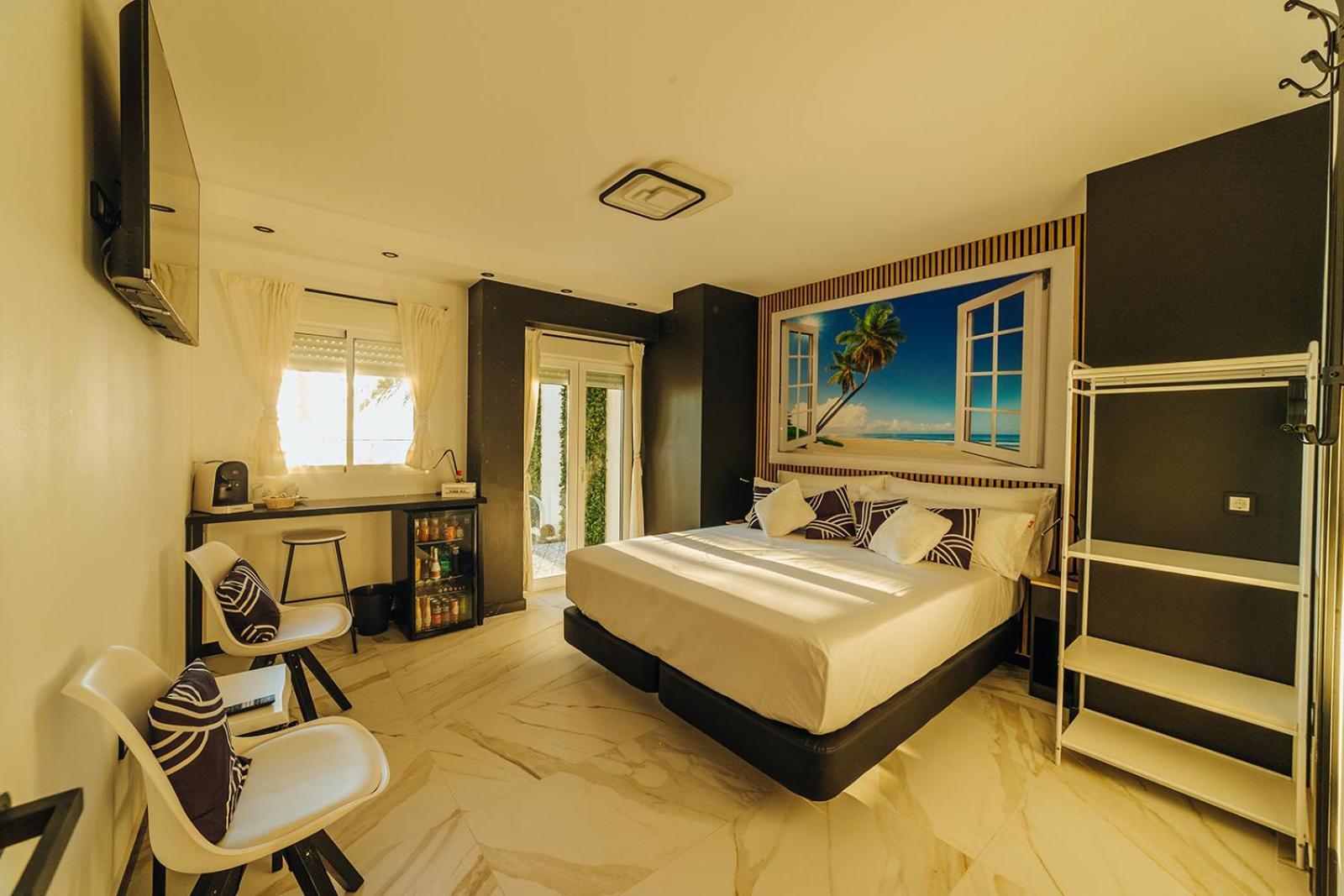 Deluxe Double or Twin Room Sea View