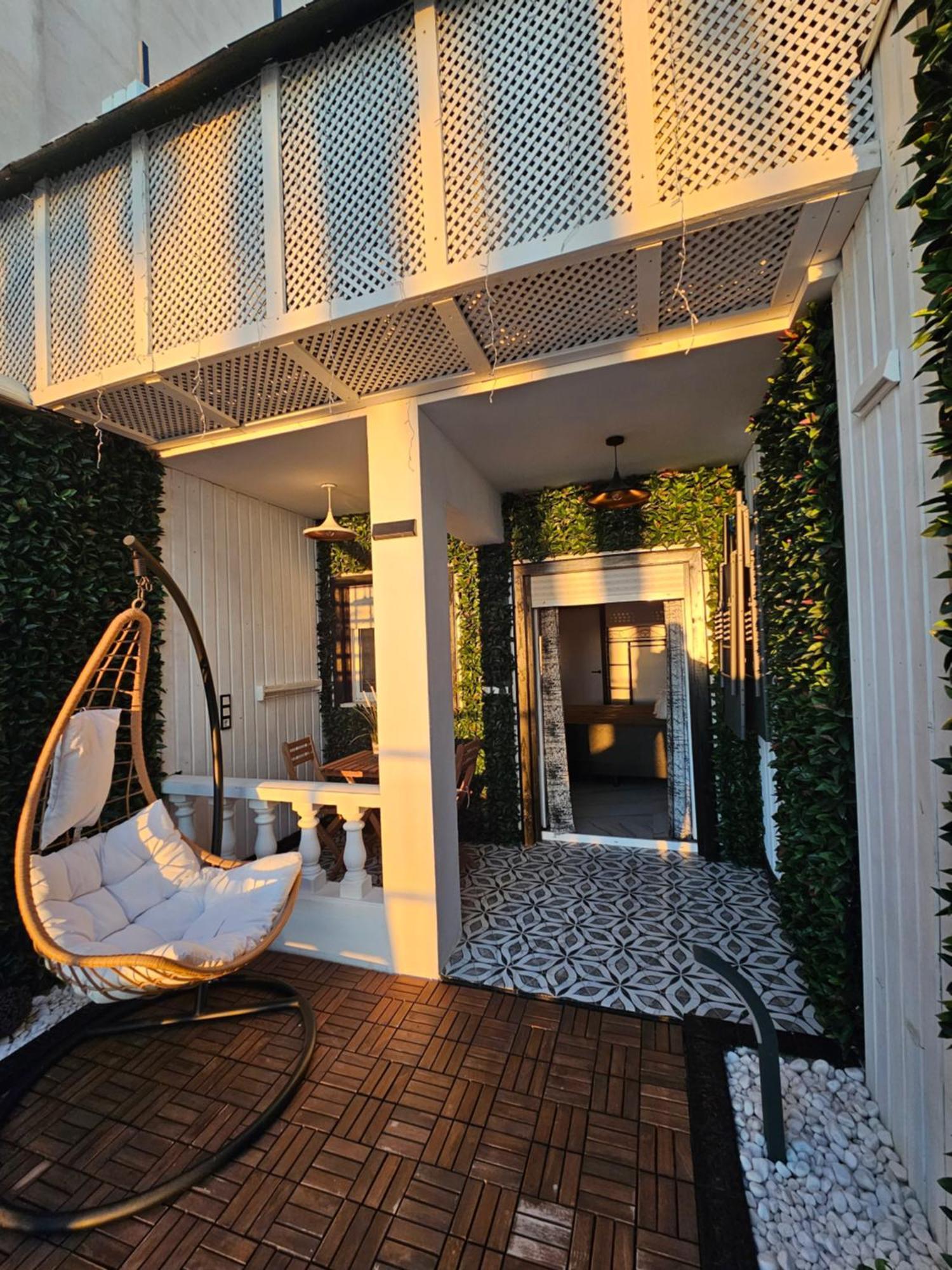 Deluxe Double or Twin Room Sea View