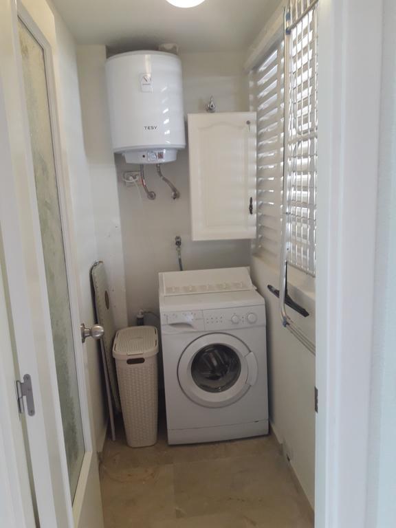 Apartment with Balcony,410385531:JPEG