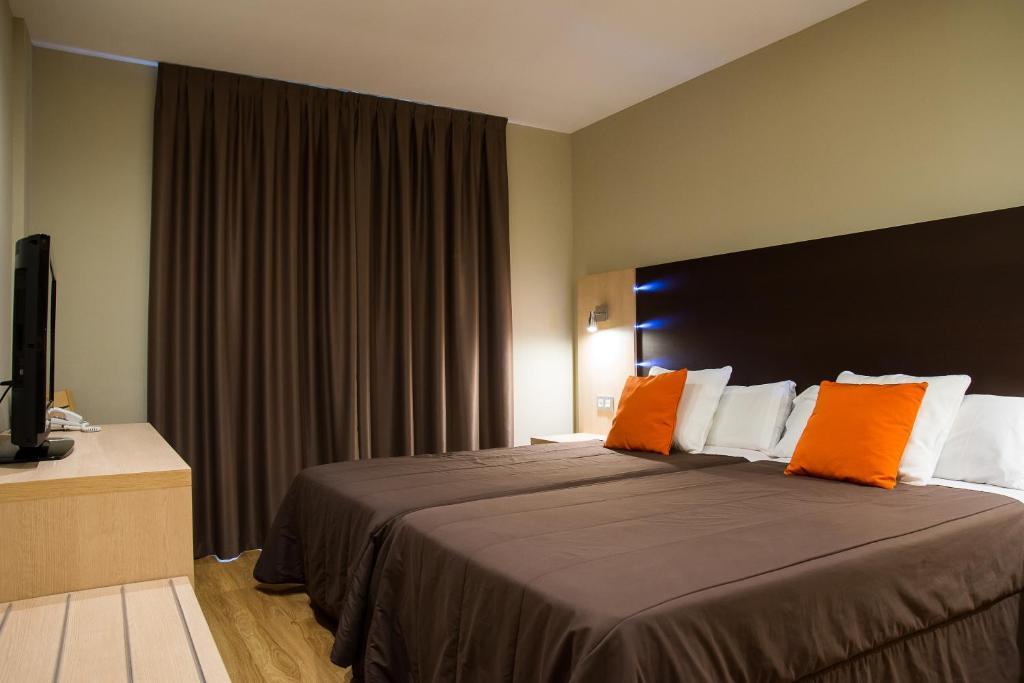 Chambre Double ou Lits Jumeaux (1 Adulte)