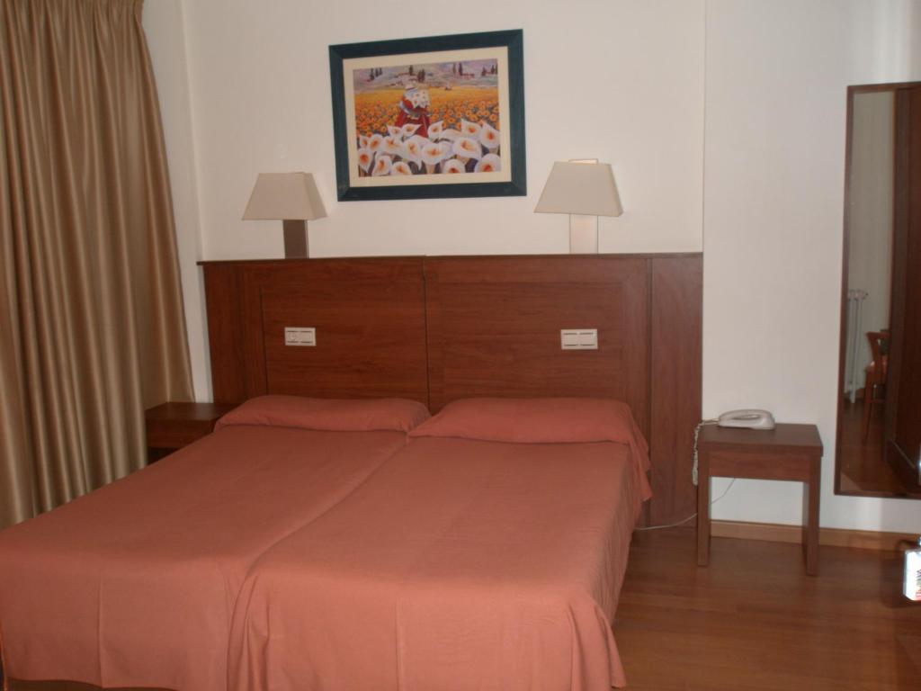 Quarto Duplo