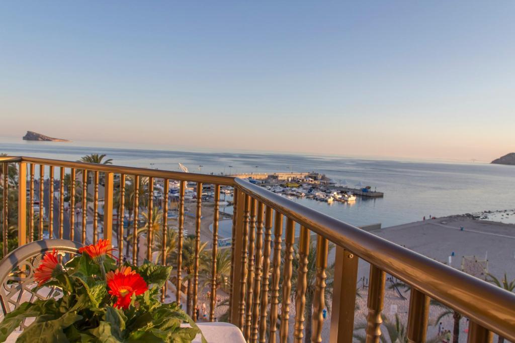 Camera Matrimoniale/Doppia con Letti Singoli con Vista Mare