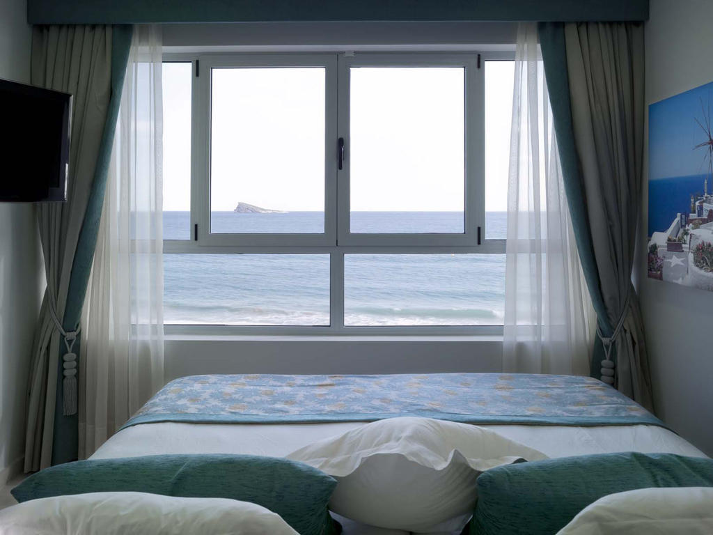 Camera Matrimoniale/Doppia con Letti Singoli con Vista Mare (2 Adulti)