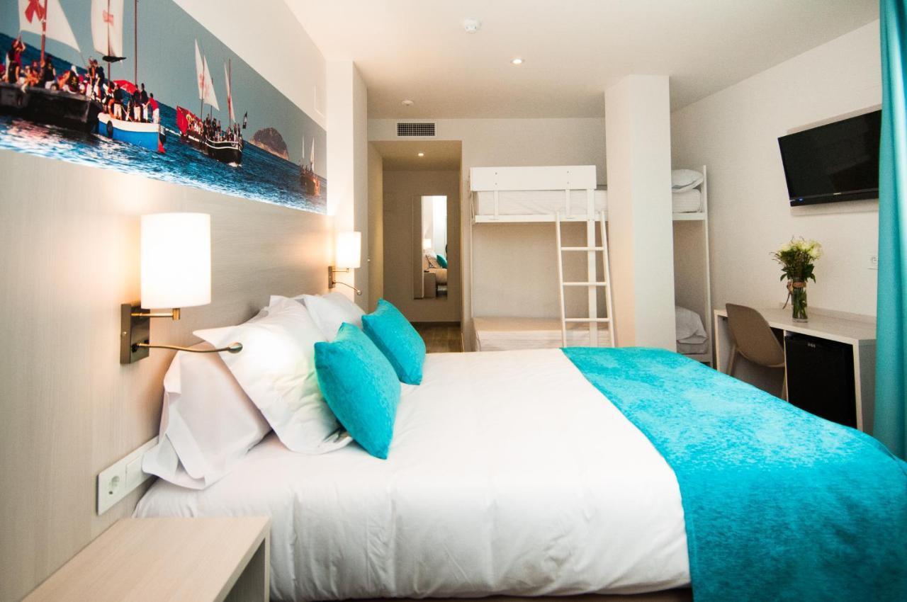 Triple Room,436484133:JPEG