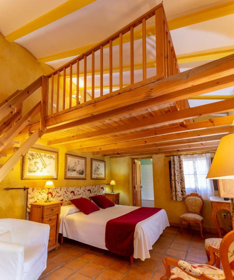 Triple Room,1662398766:JPEG