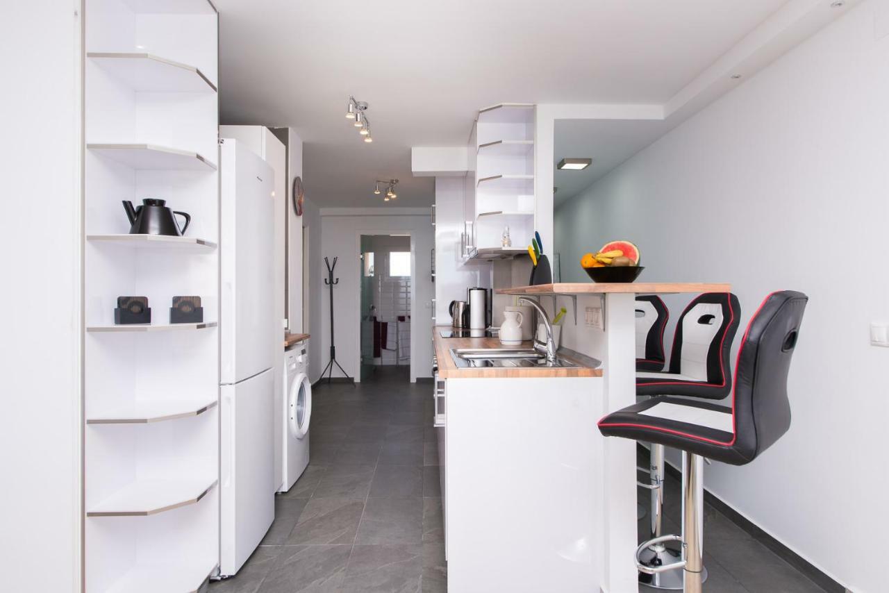 Apartment mit Balkon