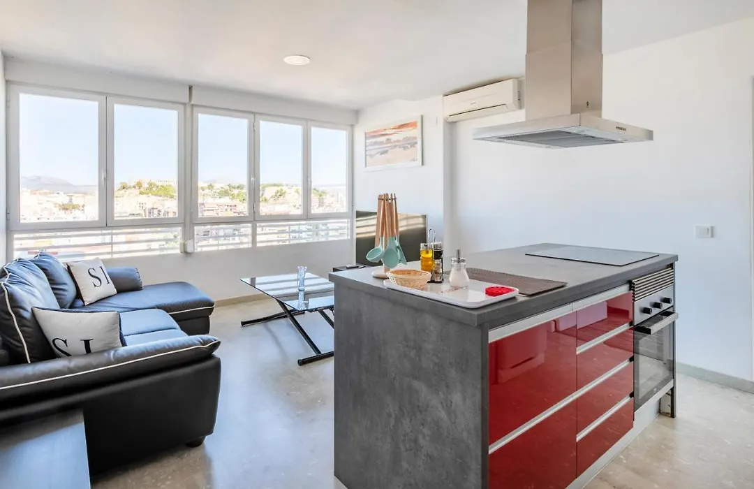 Beach Suite, City & Mountain View-1
