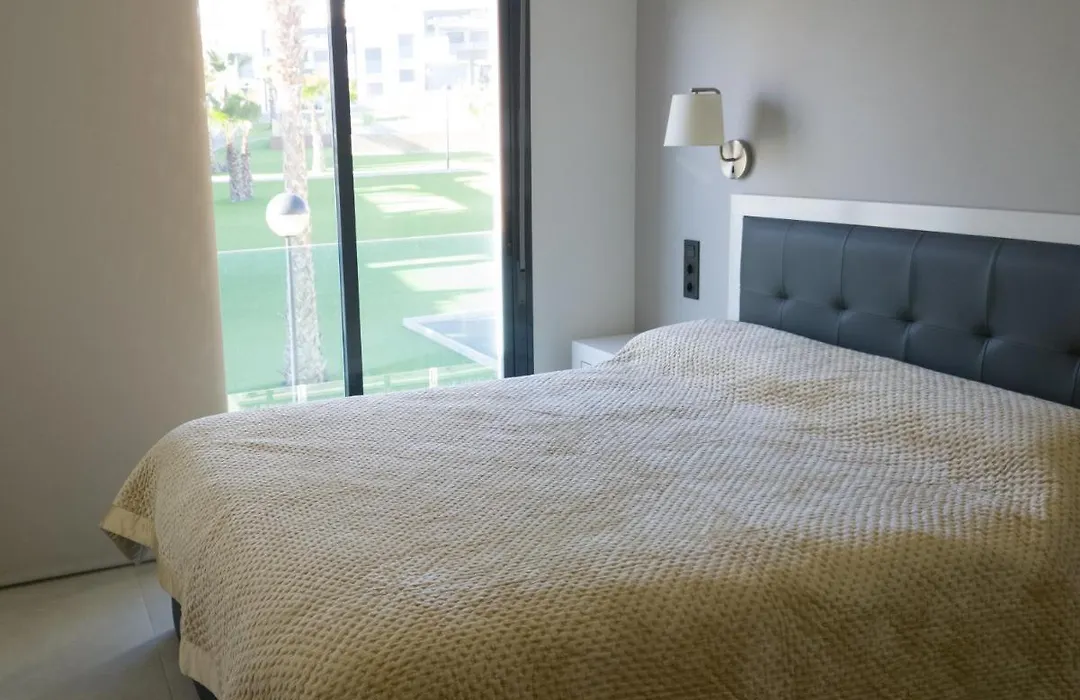Oasis Beach 8 Top Floor Apartment In Torrevieja Punta Prima-1