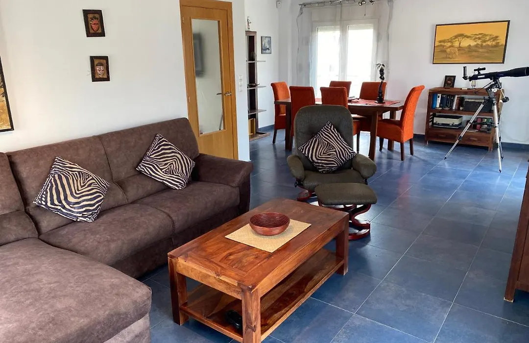 Homely Apartments Villa Castelar-1