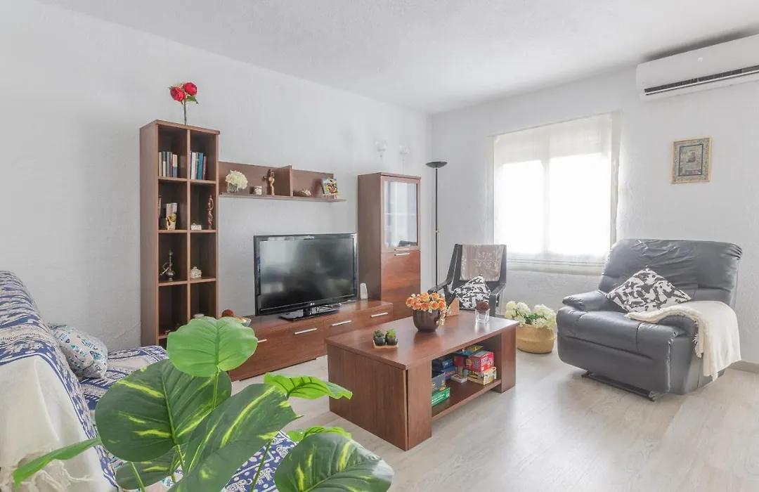 2Br Flat - Aircon - 5 Min Walk To Benidorm Beach-1