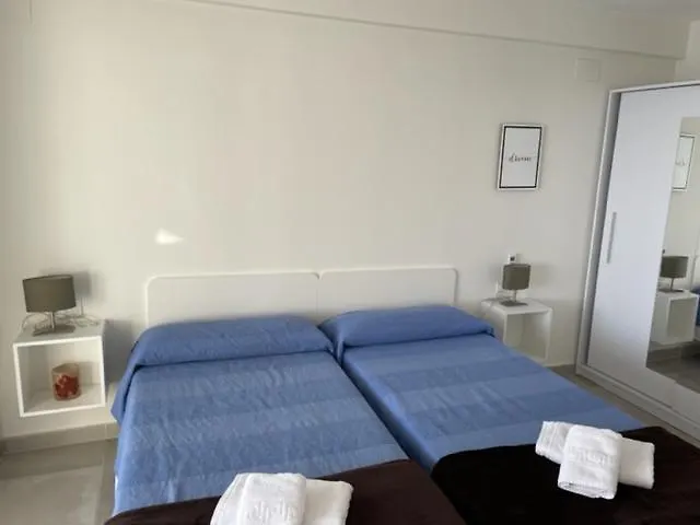 Precioso Apartamento A Estrenar En Primera Linea De Playa-1