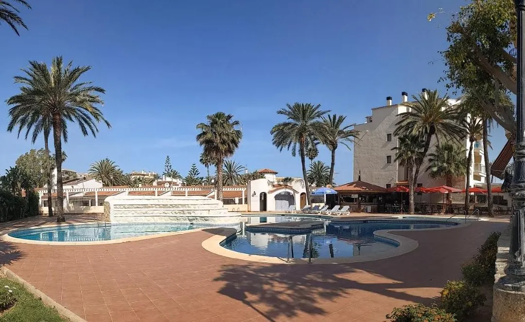 Estudio con Piscina, Playa y Wifi-1