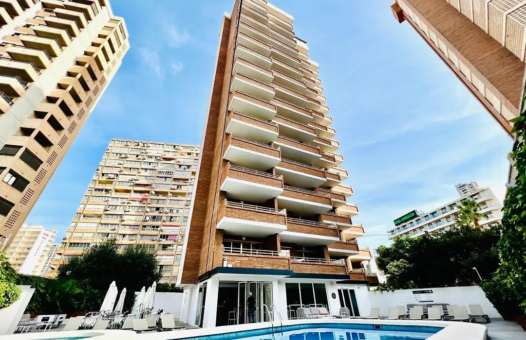 Trebol One Apartments By Mc-1