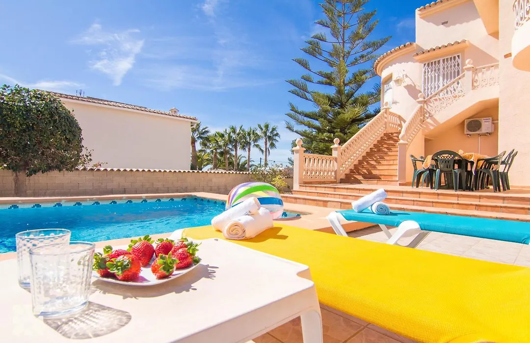 Villa Luna Feliz By Abahana Villas-1