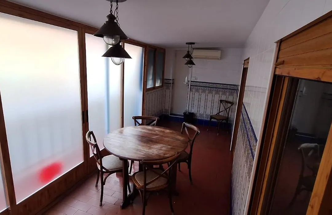Apartamentos Casa May 2 - Centro Benidorm- Solo Mayores De 30 Anos Y Familias-1