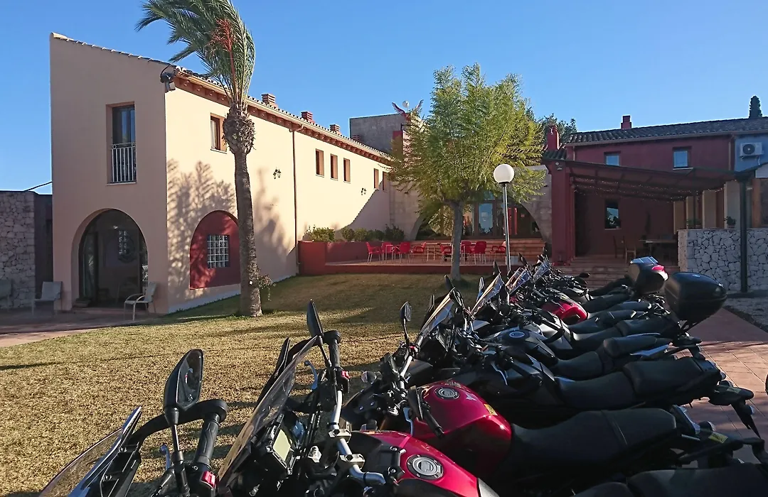 Fincahotel Cases De Sant Jaume-1
