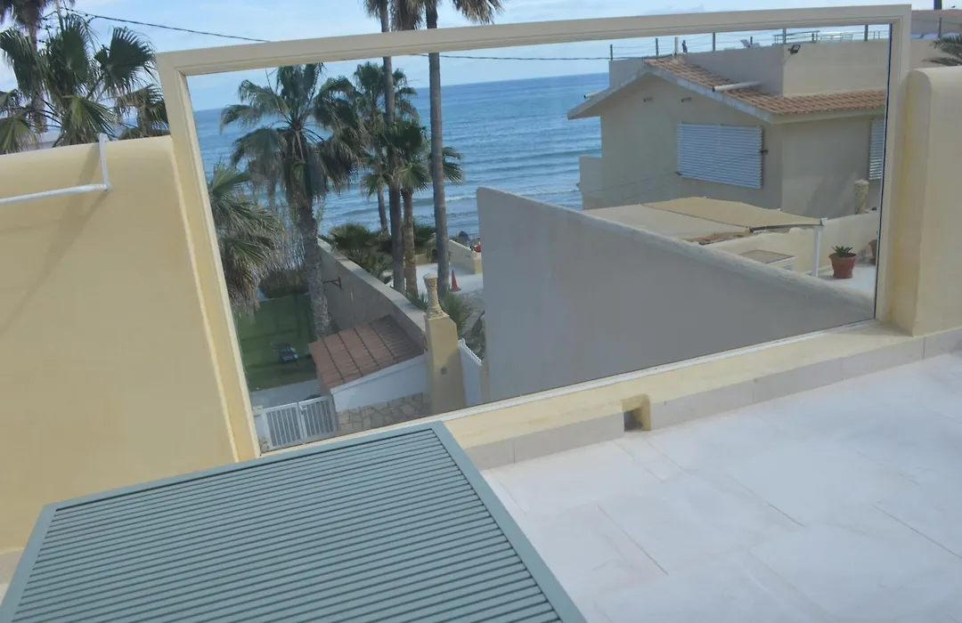 Espectacular Suite Privada A Pie De Playa Y Mar En Chalet Roquetes-1