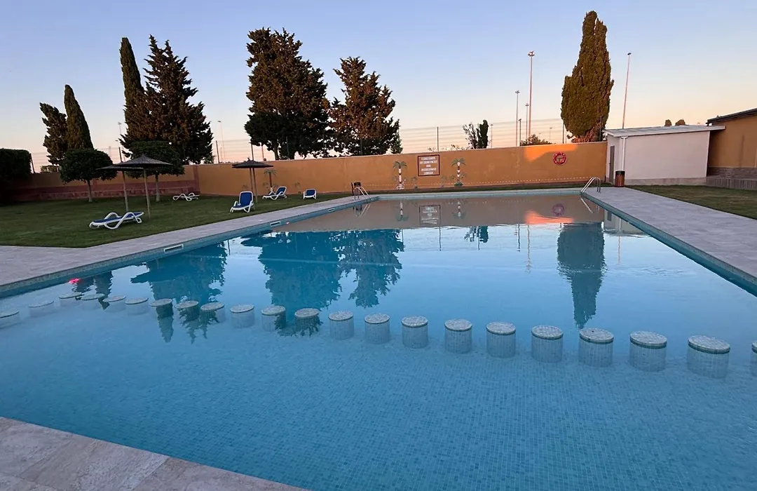 Casa Torre Y Mar With 2 Bedrooms Pool Barbecue Patio & Sun Terrace-1