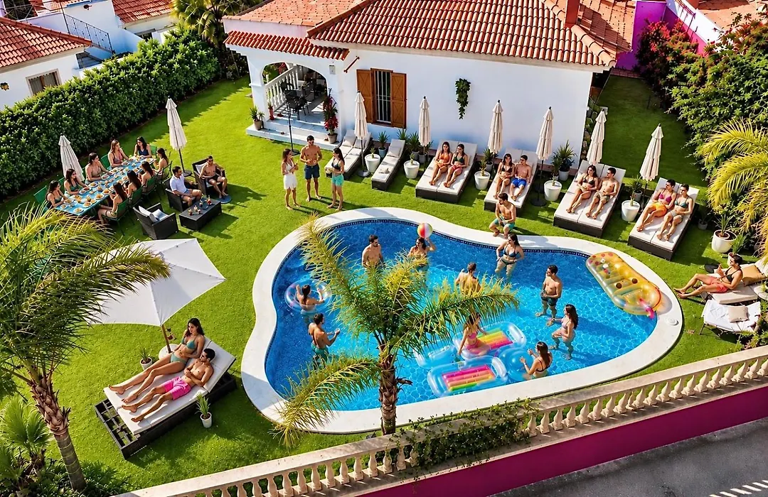 Villa 25 pax Jacuzzi 12 pax 10 min to Benidorm PARTY area-1