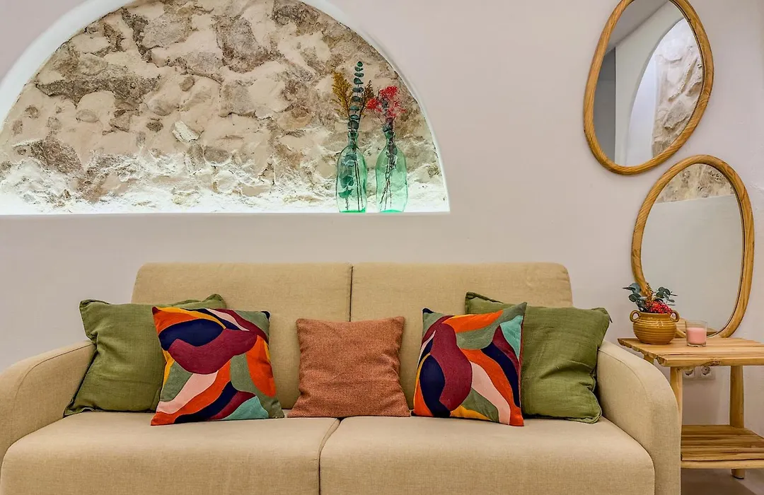 Moona Hostal Altea-1