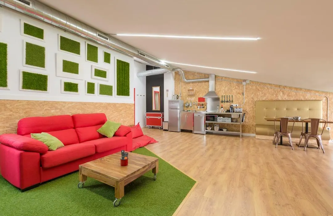 Tomate Rooms-1