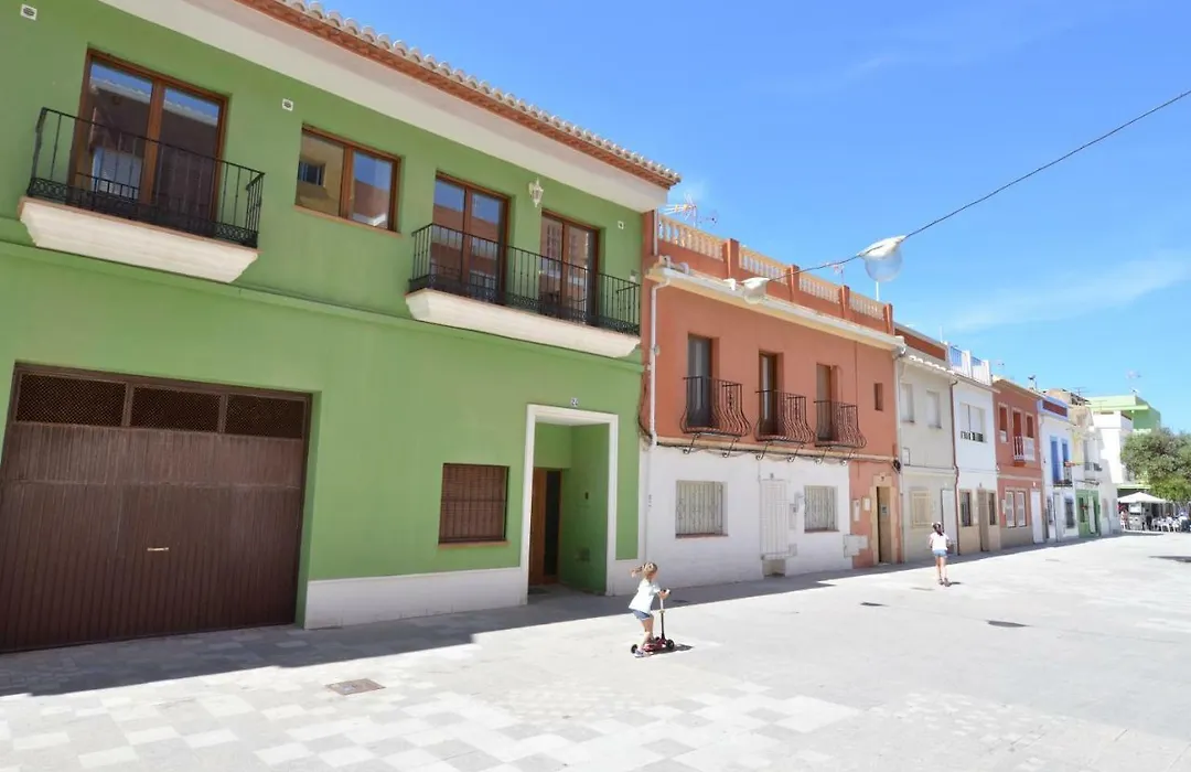 The Green Townhouse In Denia Centre By Nras-1