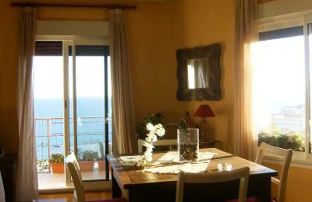 Cozy-Elegant-1