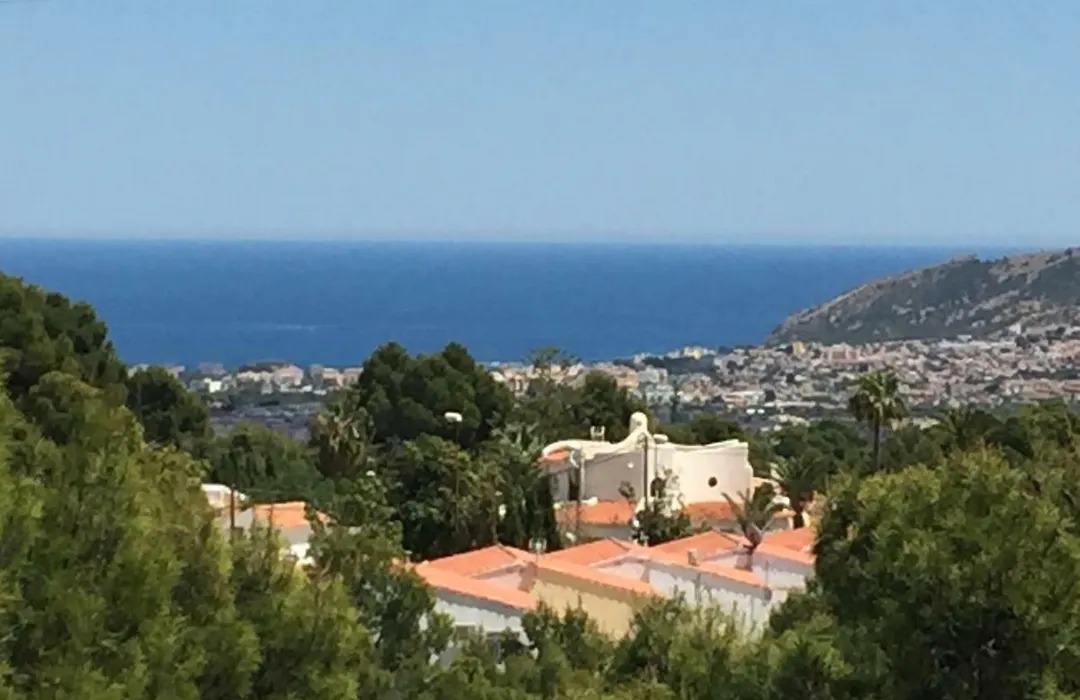 Chalet con vista al mar-1