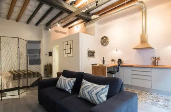 Beautiful Loft In Old Town-1