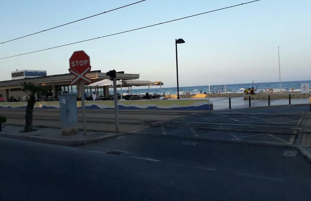 Apartamento Playa Postiguet Alicante-1