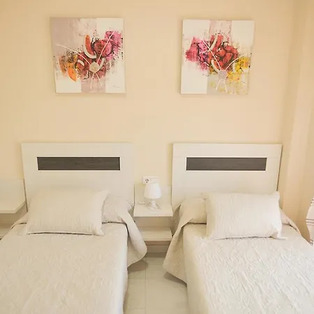 Apartamentos Torrevieja Puerto-3