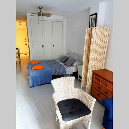 Cosy Studio Apolo VI-2